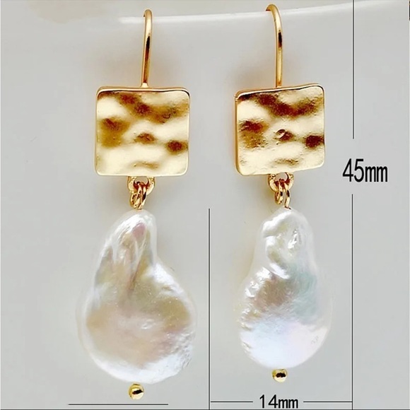BOHO Unique White Pearl Drop Earrings - Picture 4 of 5
